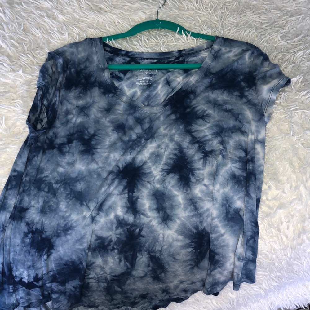 American Eagle T shirt